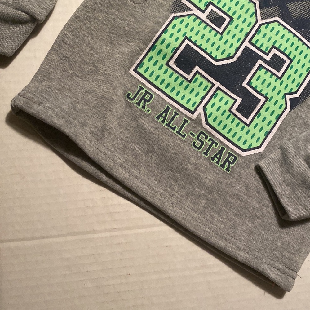 Tuff Guys long sleeve sweatshirt 3T gray.All items $8 or less ARE BOGO f… - Picture 4 of 5